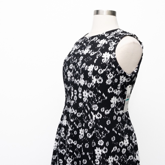 Calvin Klein |  Knit Printed Floral A-Line Dress - Picture 12 of 14